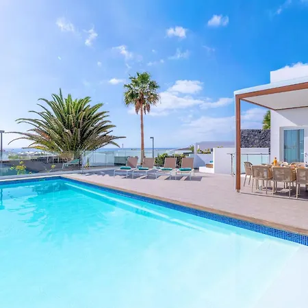 Villa Maravento Heated Pool Family Luxury Retreat *