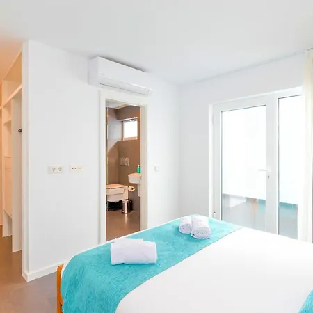 Maravento Heated Pool Family Luxury Retreat *