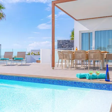 Maravento Heated Pool Family Luxury Retreat *
