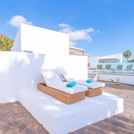 Villa Maravento Heated Pool Family Luxury Retreat *