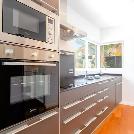 Maravento Heated Pool Family Luxury Retreat Villa *